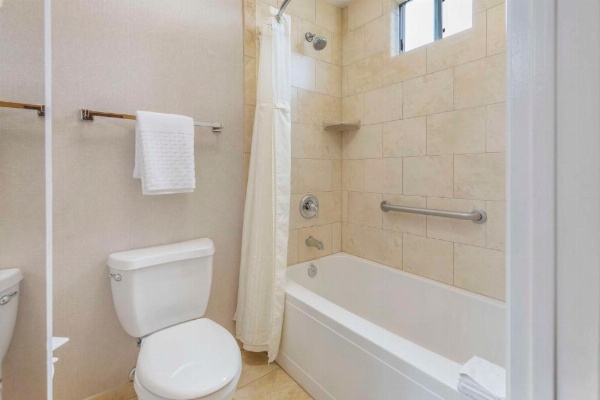 Best Western Plus Stovall's Inn image 18