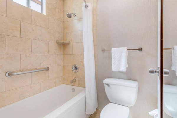 Best Western Plus Stovall's Inn image 22